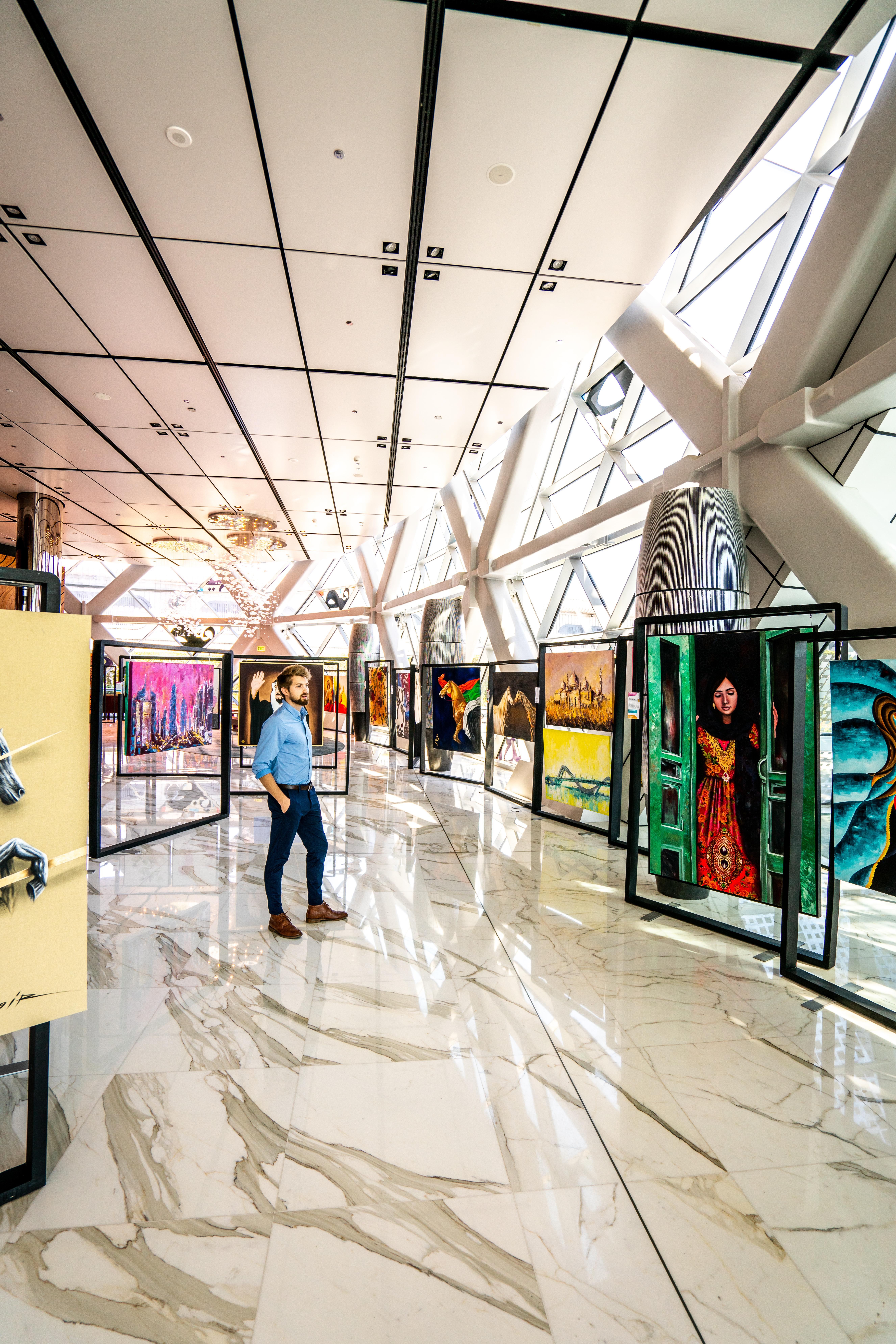 Hotel Andaz Capital Gate Abu Dhabi, By Hyatt Abou Dabi