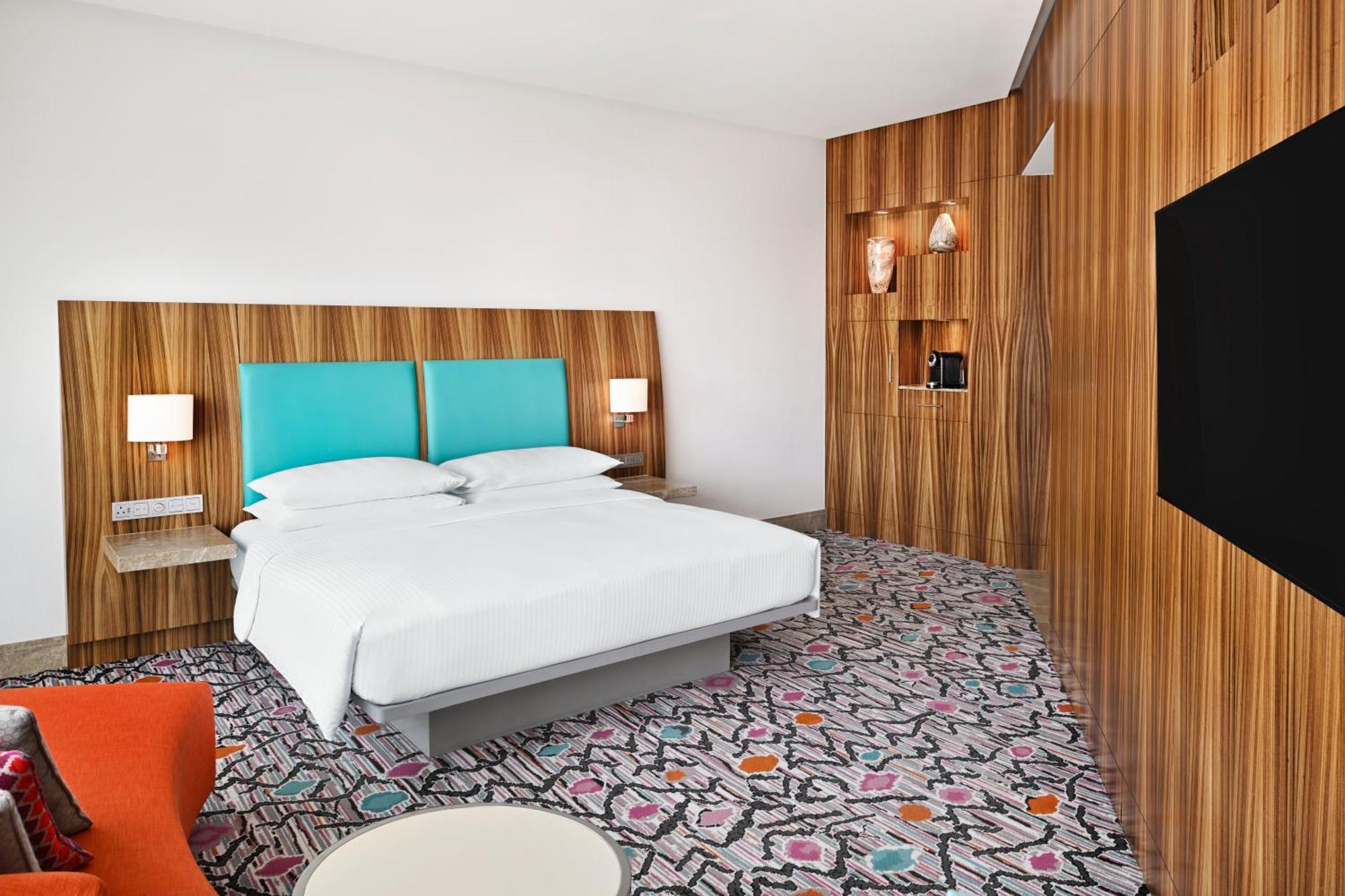 Andaz Capital Gate Abu Dhabi, By Hyatt 5* Abou Dabi