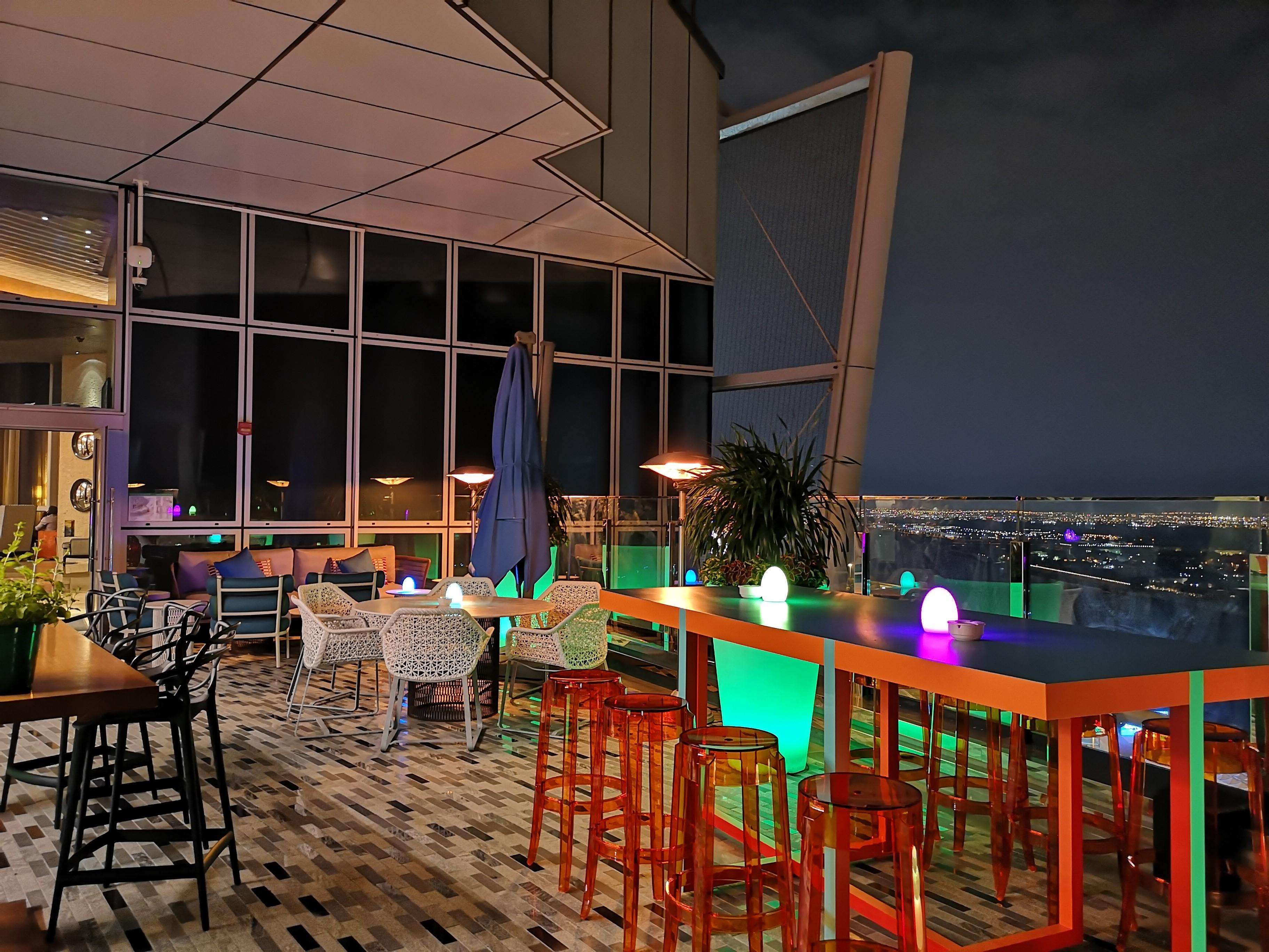Andaz Capital Gate Abu Dhabi, By Hyatt Hotel 5*
