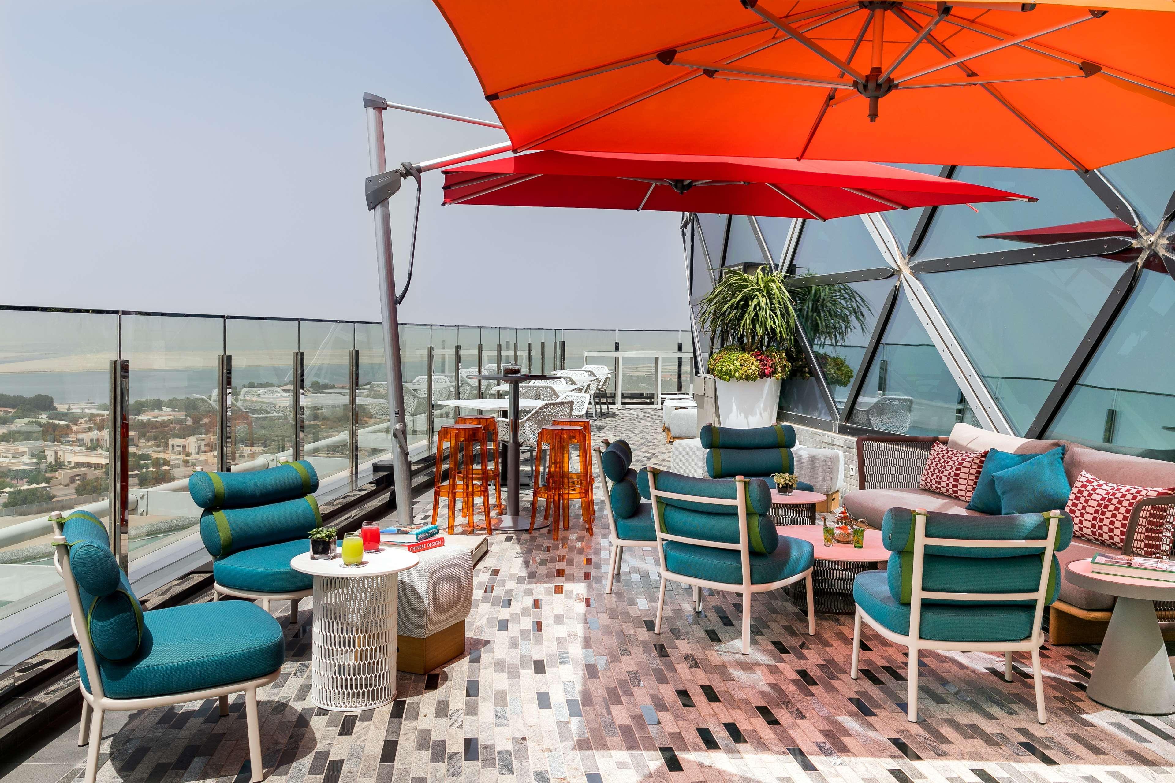 Andaz Capital Gate Abu Dhabi, By Hyatt Hotel